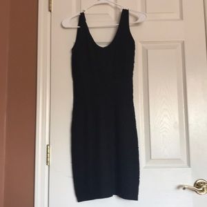 Black bodycon dress!